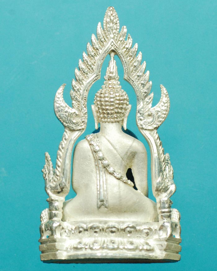 พระพุทธชินราช "มหาลาภ" เนื้อเงิน ปี 40 วัดพระศรีรัตนมหาธาตุวรมหาวิหาร จ.พิษณุโลก