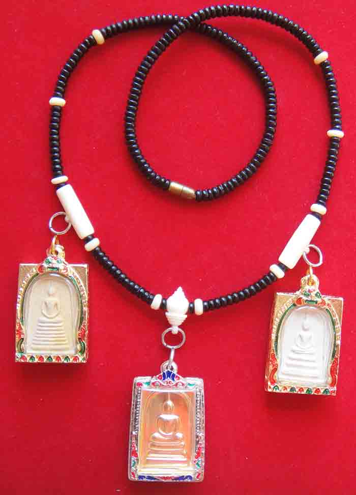 ((วัดใจเคาะเดียวแดง)))สร้อยผสมเม็ดกะลาตาเดียว+หัวกลางขุนกระดูกช้าง ความยาว ๒๔ นิ้ว แบบ ๓ ห่วง 