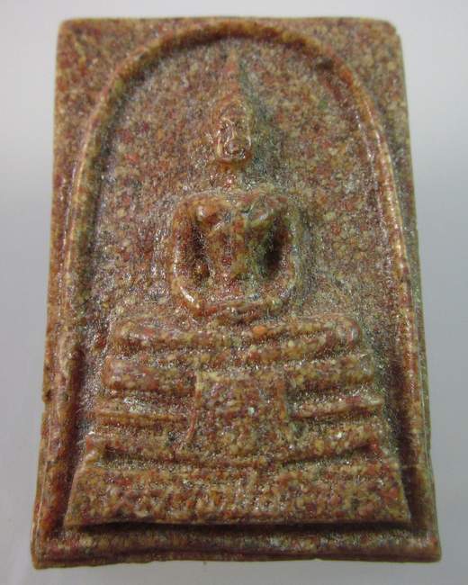 หลวงพ่อโสธรเนื้อกระเบื้องหลังคาโบสถ์ (หลังเก่า) วัดโสธรวรารามวรวิหาร