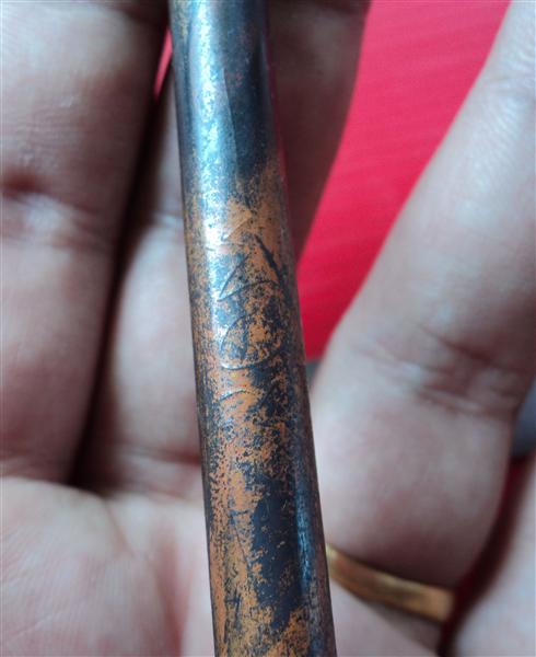 ตะกรุดหลวงพ่อเงิน วัดดอนยายหอม เนื้อทองแดง ยาว 5 นิ้ว มาตรฐาน ไม่มีการถักเชือกนะครับ แท้ทั่วโลกครับ