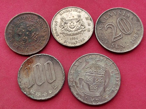 วัดใจเริ่ม 10 บาท กับ  เหรียญ ที่ระลึก   ..AT683