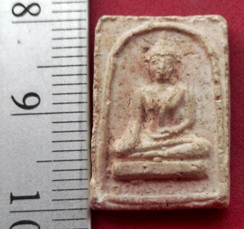 วัดใจเริ่ม 10 บาท กับ พระเนื้อผง ..AT722