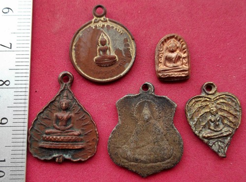 วัดใจเริ่ม 10 บาท กับ เหรียญพระพุทธ ….AT568