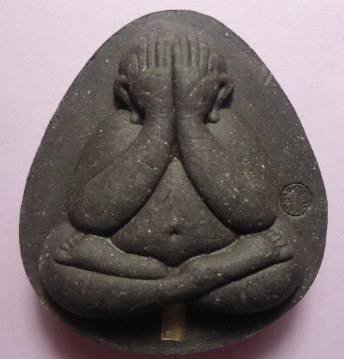 พระปิดตาเศรษฐีใหญ่ หลวงปู่คำบุ วัดกุดชุม"รุ่นฉลองอายุ๙0ปี ปี2555"..ตะกรุดเงิน เคาะแรกแดงครับ