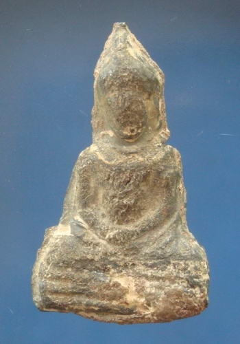 พระร่วงนั่ง เนื้อชินเงิน ไม่ทราบกรุ เก่ามากๆครับ