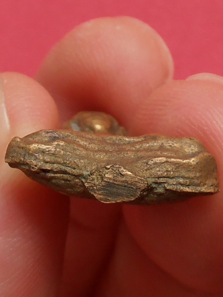 พระยอดธง หลวงพ่อเฟื่อง วัดอมรญาติสมาคม จ.ราชบุรี