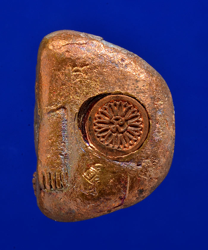 กริ่งพระสังกัจจายน์ รุ่น ๑ หลวงปู่เอื้อม วัดบางเนียน เนื้อโลหะทองบ้านเชียง