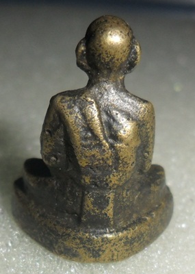 รููปหล่อหลวงพ่อแช่ม วัดดอนยายหอม