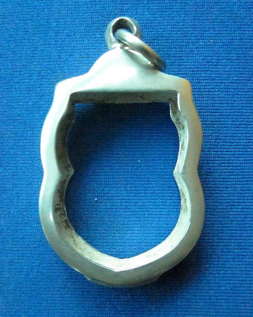 ตลับเงิน เสมาหลวงปู่ทวด