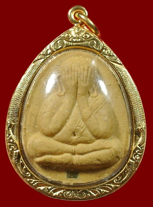 พระปิดตามหาลาภ ญสส.จัมโบ้ เนื้อผงเกสร ตะกรุดทอง สมเด็จญาณสังวร สมเด็จพระสังฆราช วัดบวรฯ ปี 35