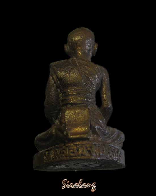 รูปหล่อหลวงพ่อเอียด วัดไผ่ล้อม บางบาล อยุธยา สร้างปี2537