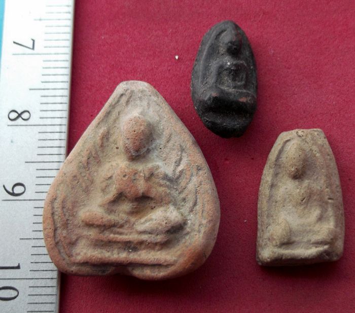 วัดใจเริ่ม 10 บาท กับ พระเนื้อดิน   ..AV100