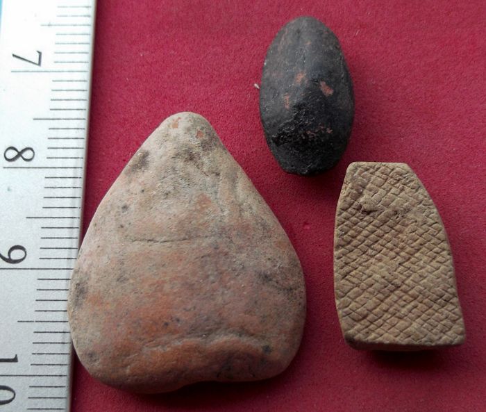 วัดใจเริ่ม 10 บาท กับ พระเนื้อดิน   ..AV100