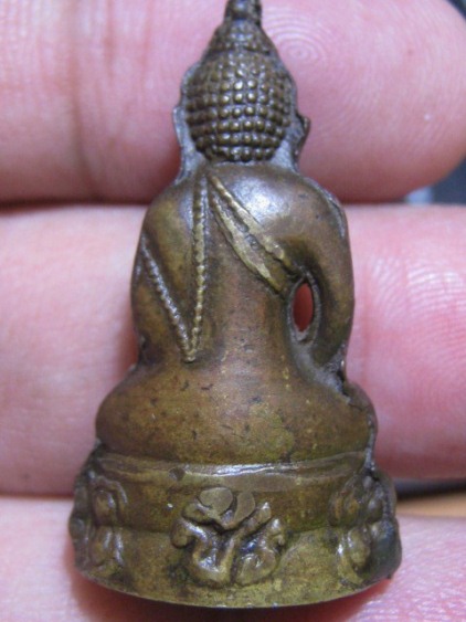 พระกริ่งโสฬส มปร. ปี2515 วัดราชประดิษฐ์ กรุงเทพฯ พระเกจิดังปลุกเสกมากมาย สภาพพอใช้
