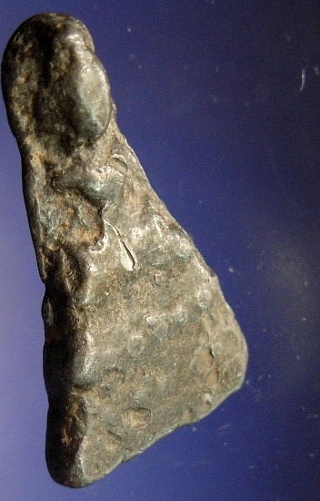 พระร่วงนั่งฐานสูงสนิมแดง....อยุธยา