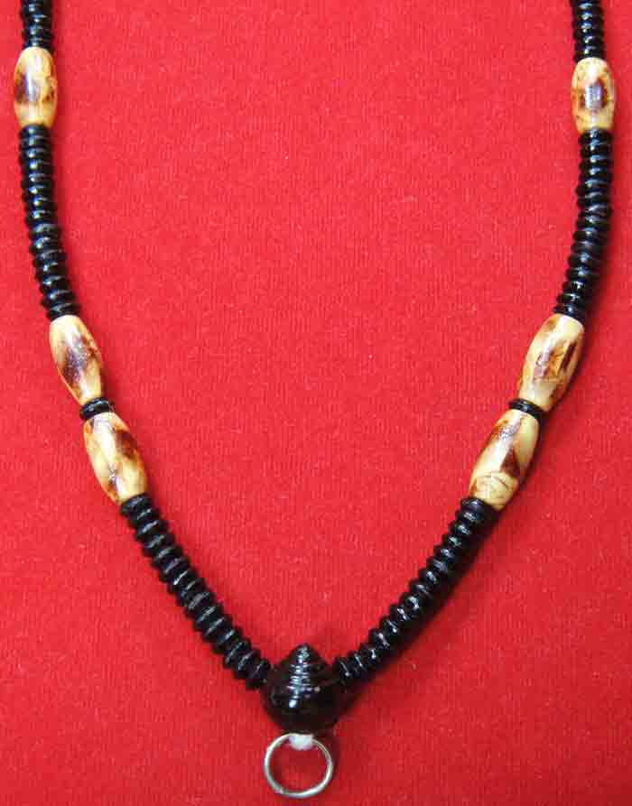 (((วัดใจ 10 บาทเคาะเดียวแดง)))สร้อยผสมเม็ดกะลาตาเดียว+หัวกลางไม้พยุง ความยาว ๒๔ นิ้ว แบบ ๑ ห่วง ๒ เ