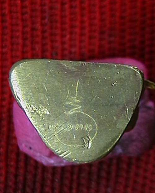 พระรูปหล่อนั่งลอยองค์ กรมหลวงชุมพรฯ  ภูเก็ต  ตอกโค๊ต  มีเลข  ๑๓๓   