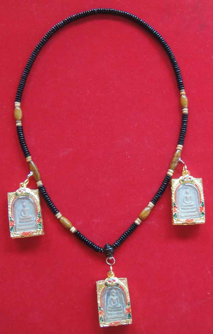 (((วัดใจเคาะเดียวแดงยกชุด ๒ เส้น)))สร้อยผสมเม็ดกะลาตาเดียว+หัวกลางไม้พยุง ความยาว ๒๖ นิ้ว แบบ ๓ ห่วง