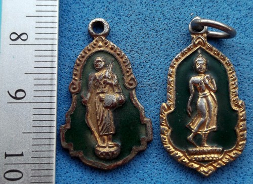 วัดใจเริ่ม 10 บาท กับ เหรียญพระสิวลี กับ พระลีลา .....AM89