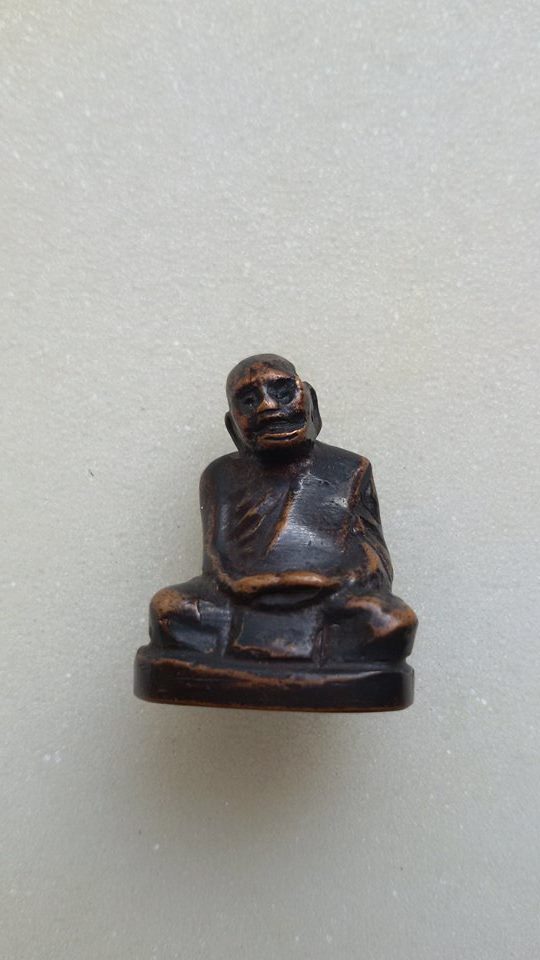 รูปหล่อหลวงปู่แหวน+พิมพ์อุปคุต อาจารย์เชื้อ หนูเพชร สร้าง