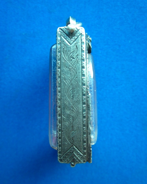 ตลับพระสมเด็จ ( พิมพ์ใหญ่ )