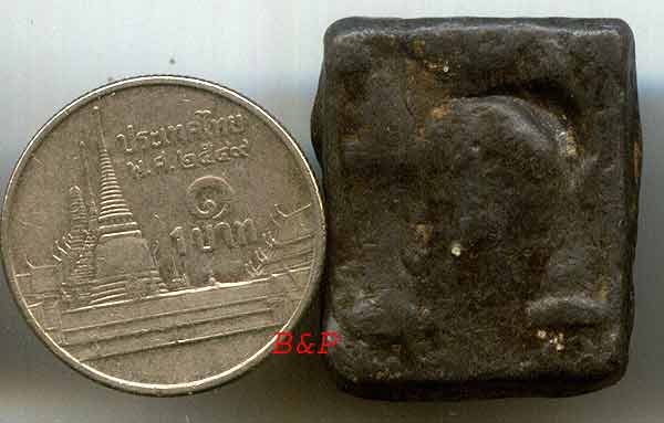 *พิมพ์พระเจ้าห้าพระองค์ เนื้อชินสนิมแดง กรุวัดสุวรรณฯ อ่างทอง*