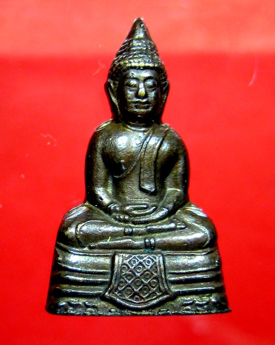 หลวงพ่อโสธร รุ่นทองประธาน 