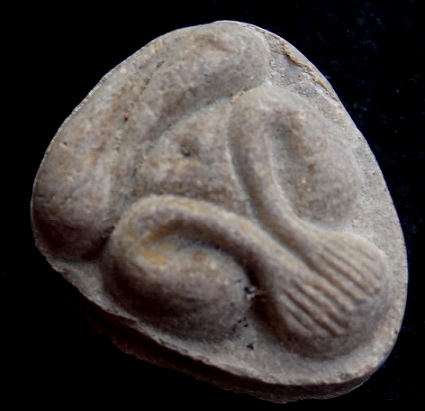 พระปิดตามหาเสน่ห์ หลังยันต์พุทโธ เนื้อเกสรเนื้อจัด