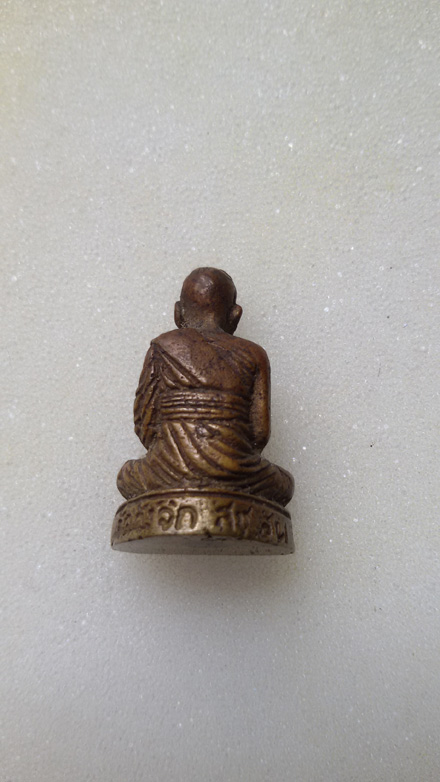 คืนกำไรให้ลูกค้า 500 พร้อมส่งครับ รูปหล่อหลวงพ่อหร่ำ วัดวังจิก จ.สุพรรณบุรี