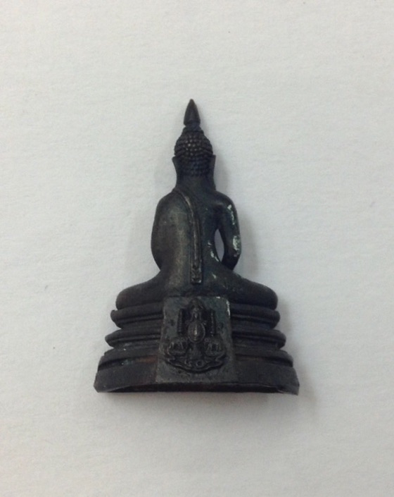 ***เชิญร่วมประมูลการกุศล***พระพุทธโสธร รุ่นย้อนยุคสร้างพระอุโบสถ พิมพ์ใหญ่ ปี40 มีโค๊ด