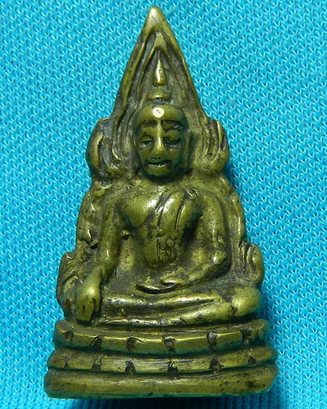 รูปหล่อพระพุทธชินราชอินโดจีน  (ไม่มีโค๊ต) ปี 2485 ตามสภาพครับ 