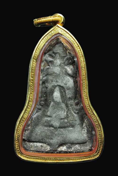 พระสวนเดี่ยวหลังซุ้มระฆัง กรุวัดพระศรีฯ สุพรรณบุรี