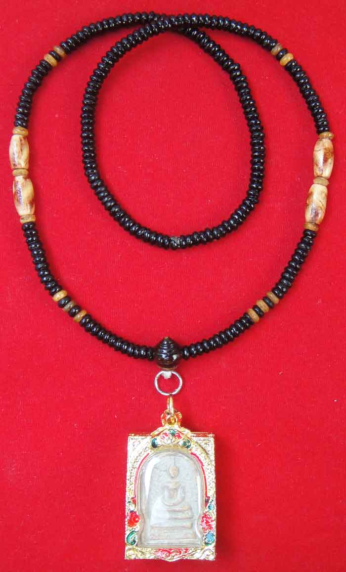 (((วัดใจ 10 บาทเคาะเดียวแดง)))สร้อยผสมเม็ดกะลาตาเดียว+หัวกลางไม้พยุง ความยาว ๒๕ นิ้ว แบบ ๑ ห่วง ๒ เส