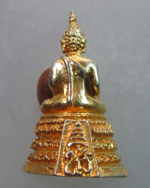 รูปหล่อพระพุทธ องค์เล็กครับ