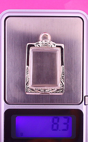 ตลับเงินแท้ขัดเงา มือหนึ่ง  เคาะเดียวครับ