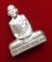 (((รูปเหมือนปั๊มเข่ากว้างหลังเต็ม (ไตรมาส 53) เนื้อเงินบริสุทธิ์ หลวงพ่อเพี้ยน วัดเกริ่นกฐิน จ. ลพบุ