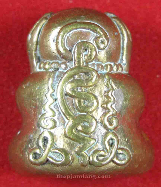 พระปิดตาเกลอเดี่ยว หลวงพ่ออุ้น วัดตาลกง เนื้อทองผสม ปี 2544