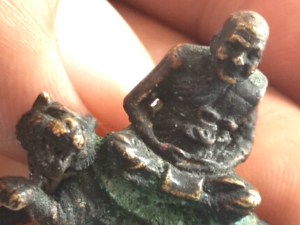 หลวงพ่อเปิ่นวัดบางพระ พิมพ์ขี่เสือจ.นครปฐม