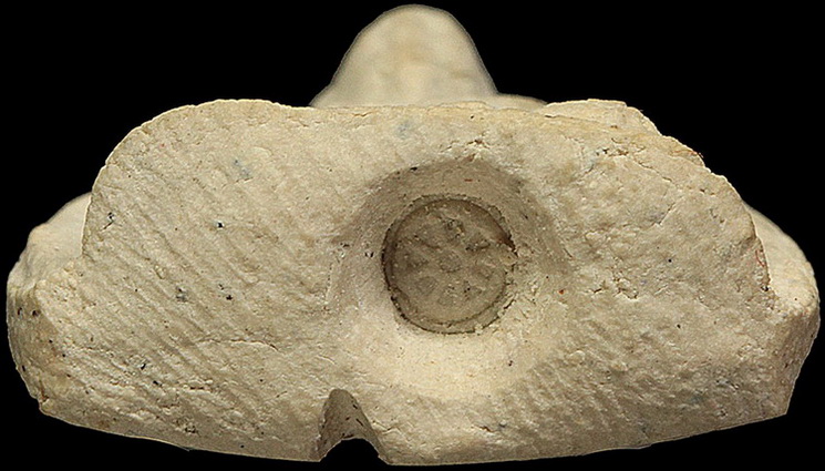 พระผงรูปเหมือนใบโพธิ์เจ้าคุณนรฯ ปี13 ก้นโค๊ตดอกจันทร์ 