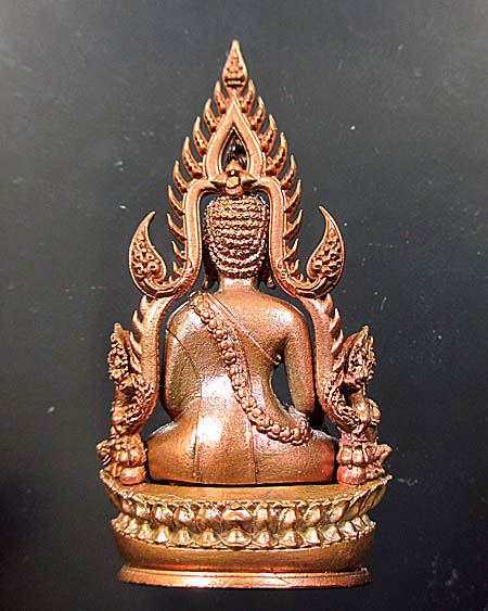 พระพุทธชินราช พิมพ์แต่งฉลุลอยองค์ รุ่น จอมราชันย์ เนื้อบรอนซ์นอก(สำริด) หมายเลข 16844