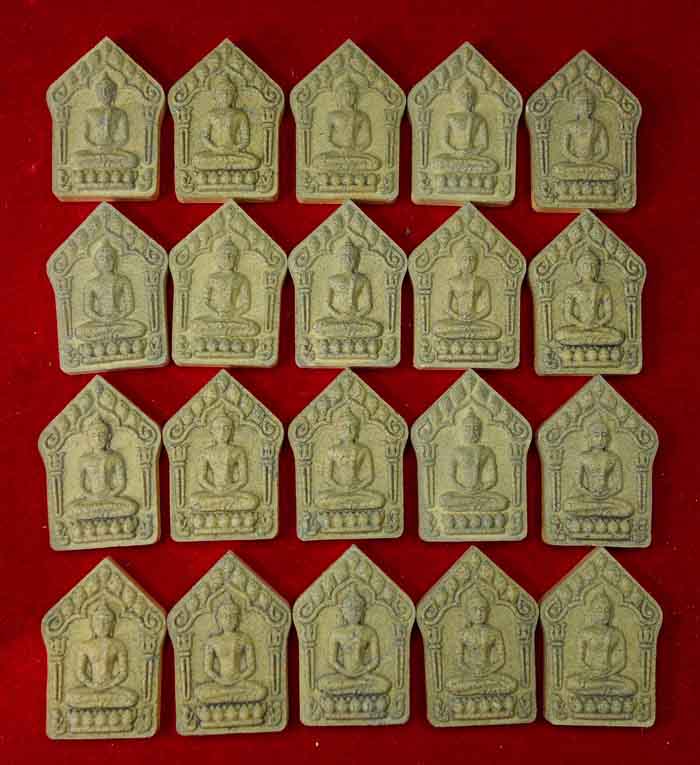 $$สุดคุ้ม $$.....20.....องค์ พระขุนแผนพรายกุมารพิมพ์ใหญ่ หลวงพ่อคูณ กรรมการเนื้อแตกตลายงาตะะกรุดเงิน
