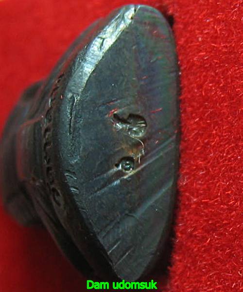  รูปหล่อปั้มหลวงพ่ออุ้น วัดตาลกง รุ่น 2 (ก้นตาล) เนื้อทองแดงรมดำ ปี 2547 สวย (0115)