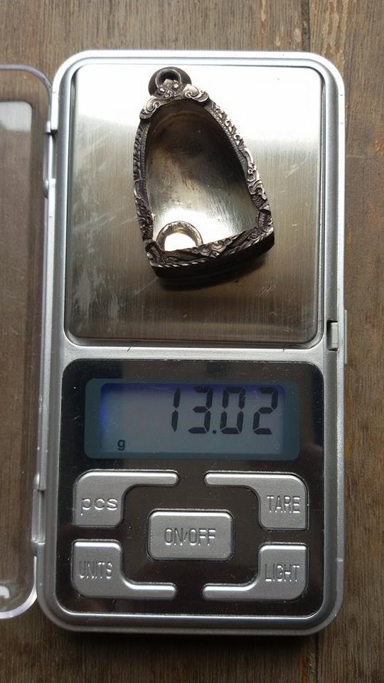 ตลับเงิน งานเก่าแกะมือ ใส่รูปหล่อใหญ่ทั่วไปหลวงพ่อเงิน วัดบางคลาน ใส่ได้