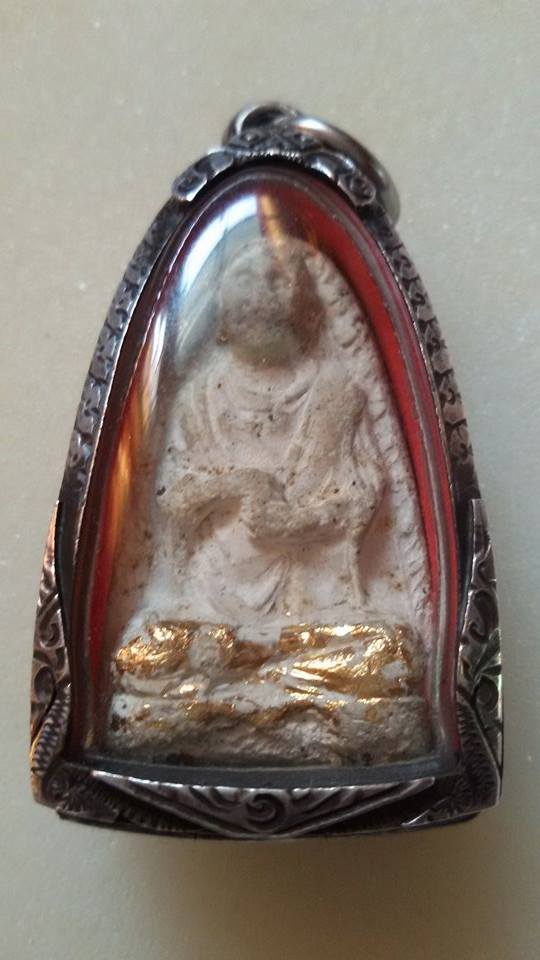 ตลับเงิน งานเก่าแกะมือ ใส่พระกริ่ง พระเนื้อผงวัดประสาท