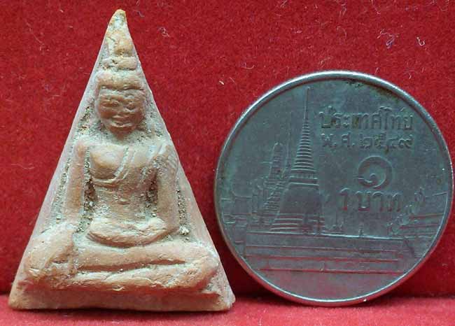 *นางพญา พิมพ์มีหน้ามีตา เนื้อดิน ปี๒๔๗๒..ลป.โต๊ะ วัดประดู่ฉิมพลี กทม.*