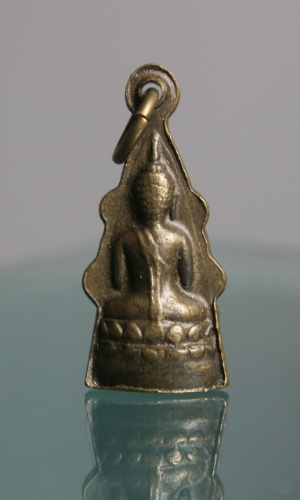 (เคาะเดียวแดง)พระกริ่งพุทธชินราช เนื้อทองเหลือง ปี2500