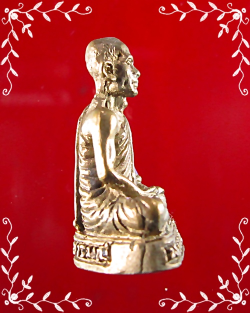 พระรูปหล่อพระมหาเปรื้อง วัดสว่างอารมณ์