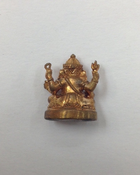 พระพิฆเนศ รุ่นบังเกิดทรัพย์ ปี49 เนื้อสัตตโลหะ ปลุกเสกโดย หลวงปู่หงษ์ ณ ปราสาทพนมรุ้ง กล่องเดิม