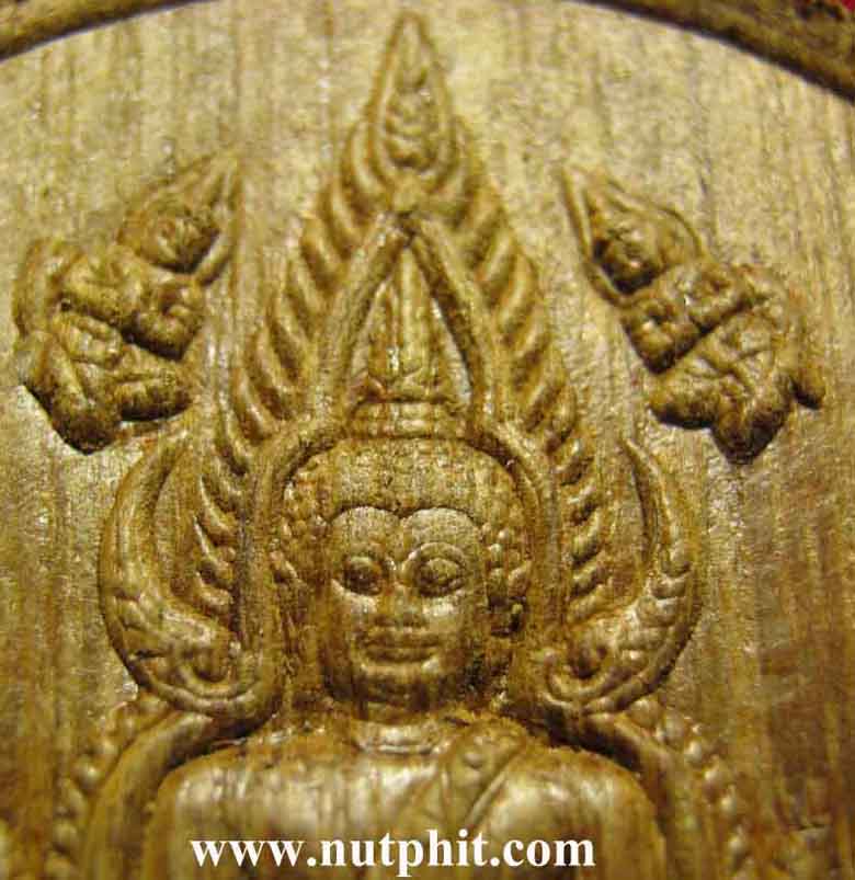 พระพุทธชินราชไม้สักทองแท้หลังคาพระอุโบสถ วัดพระพุทธชินราช พิษณุโลก*125