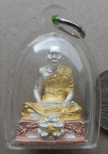 รูปเหมือน หลวงพ่อพูล วัดไผ่ล้อม จ.นครปฐม สามกษัตริย์ มีตอกโค๊ตใต้ฐาน เลี่ยมกันน้ำพร้อมใช้